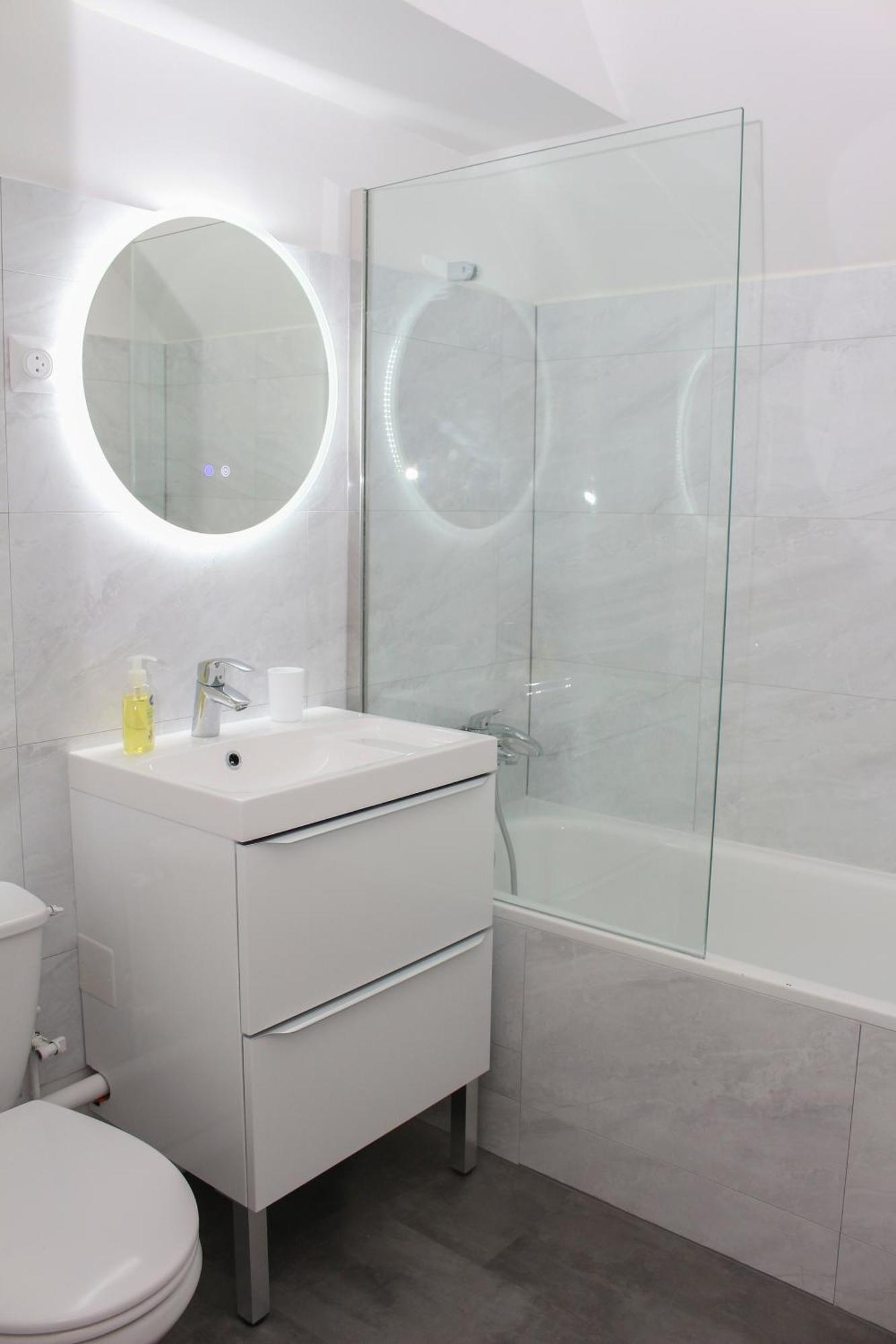 Appartement Entier *Au Pied De La Gare* Жувиси-сюр-Орж Екстериор снимка